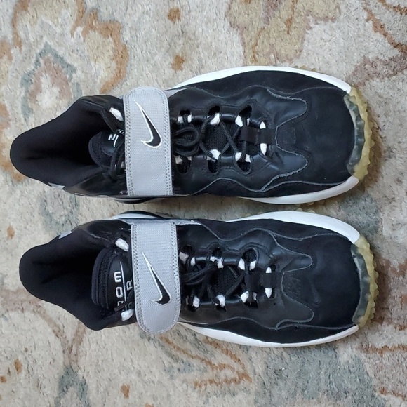 Nike Zoom Air Turf Barry Sanders shoe - Picture 4 of 9